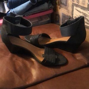 Black strap sandal heel